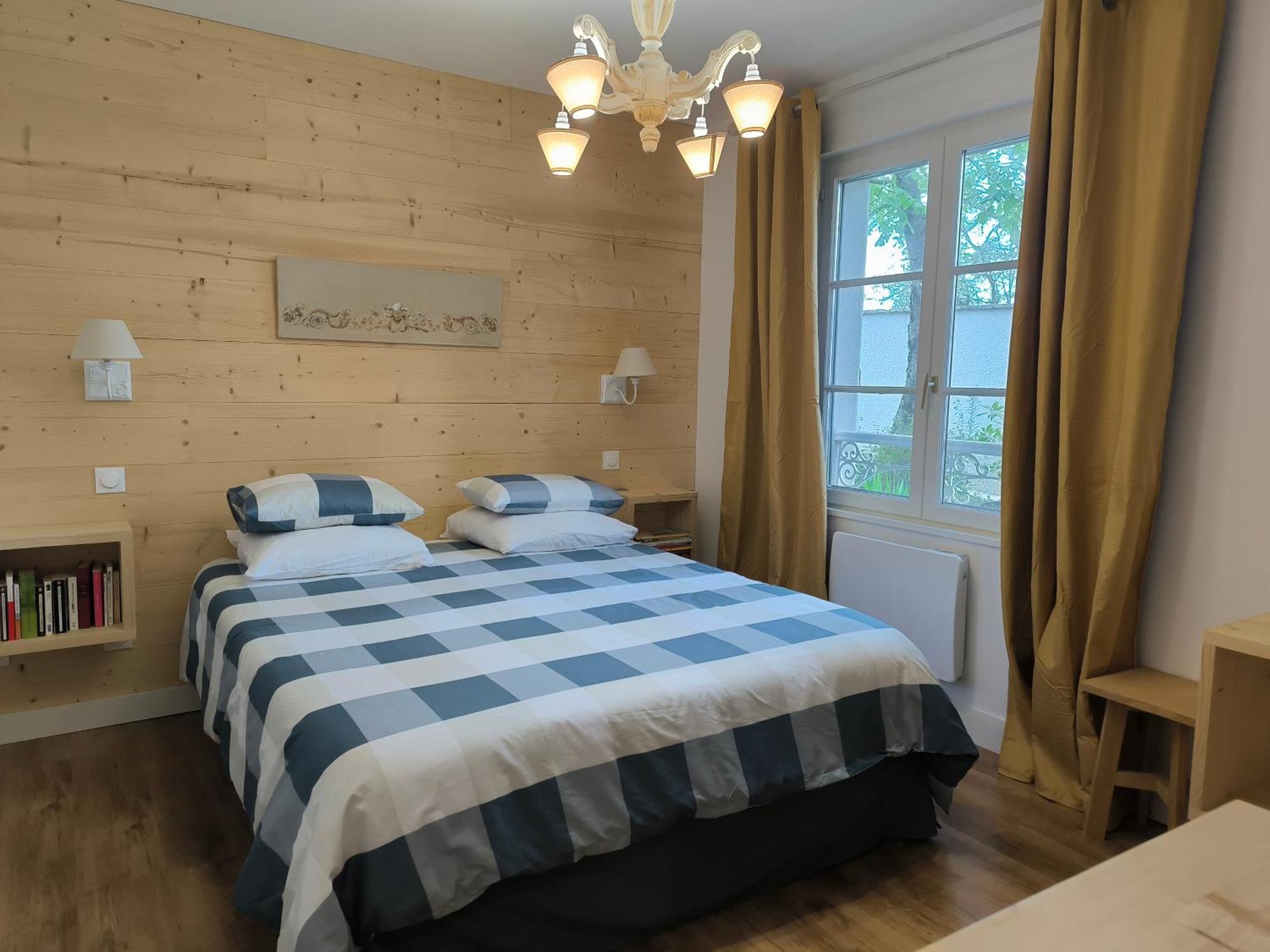 La Frenaie Bed & Breakfast Saint-Cyr-sur-le-Rhone Exterior foto