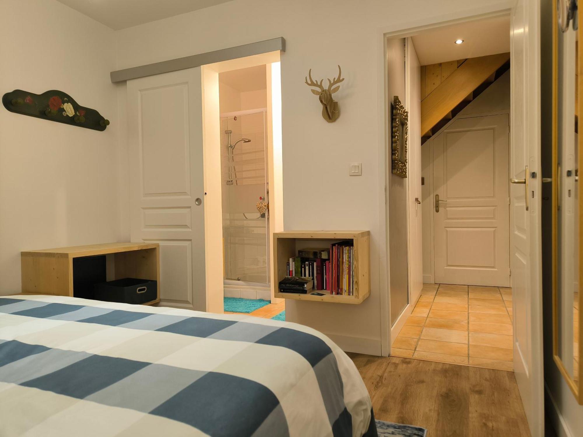 La Frenaie Bed & Breakfast Saint-Cyr-sur-le-Rhone Exterior foto